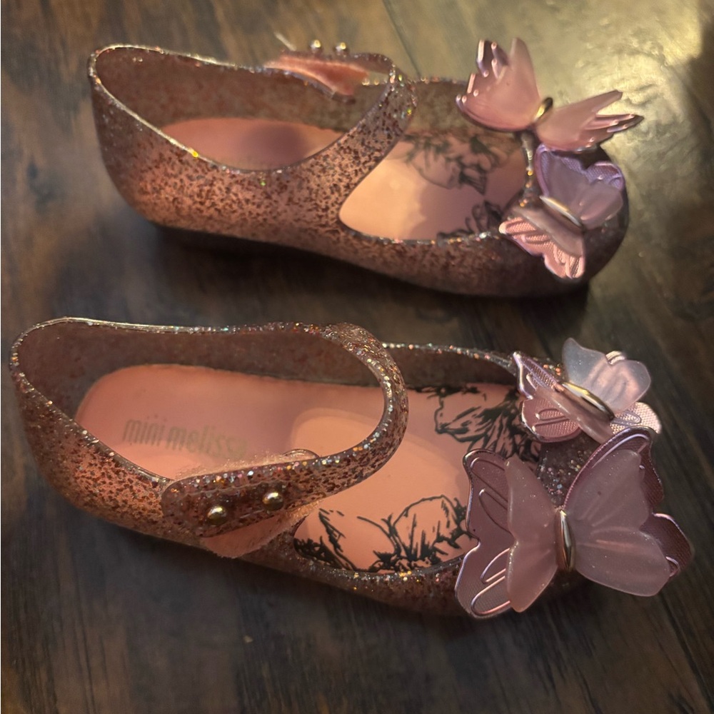 Mini Melissa Pink Dress Shoes with Bow Embellishments